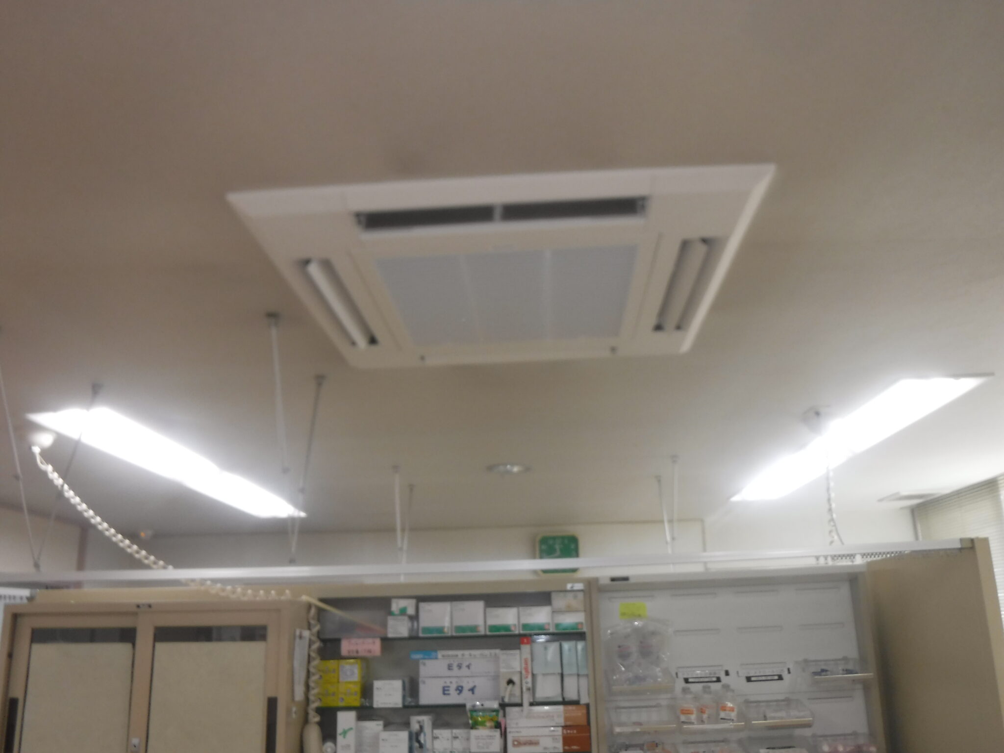 大島診療所空調機改修工事